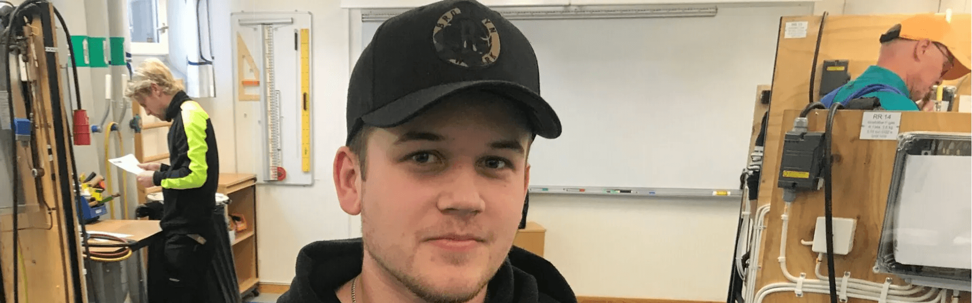 studerande-yh-utbildningen-kyl-och-värmepumptekniker-INSU